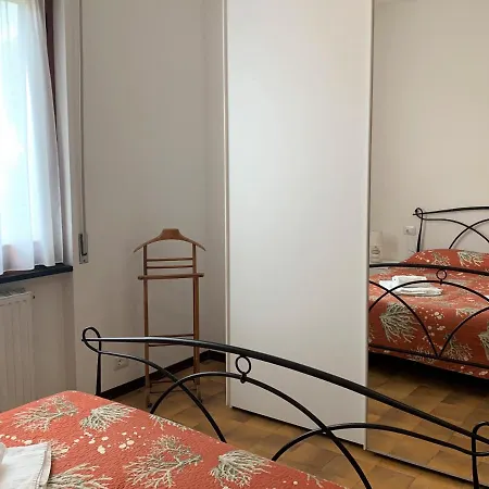 Lella Con Parcheggio Apartmán *